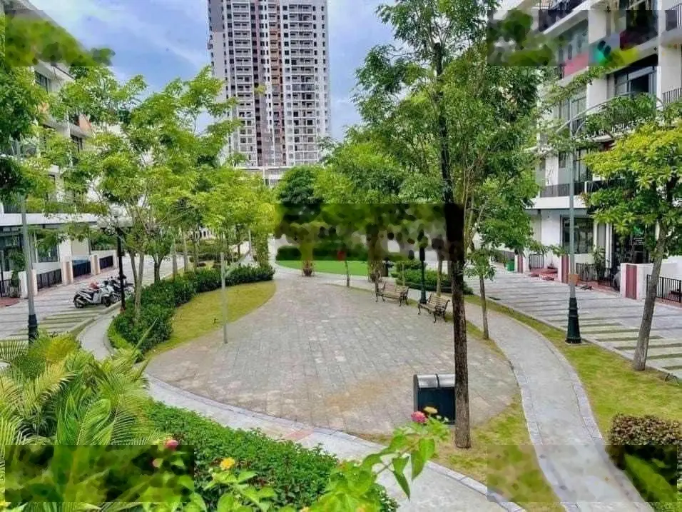 Căn hộ 3PN view sông Đuống giá 4,2x tỷ - DT 95m2 Bình Minh Garden - Bàn giao full NT về ở ngay