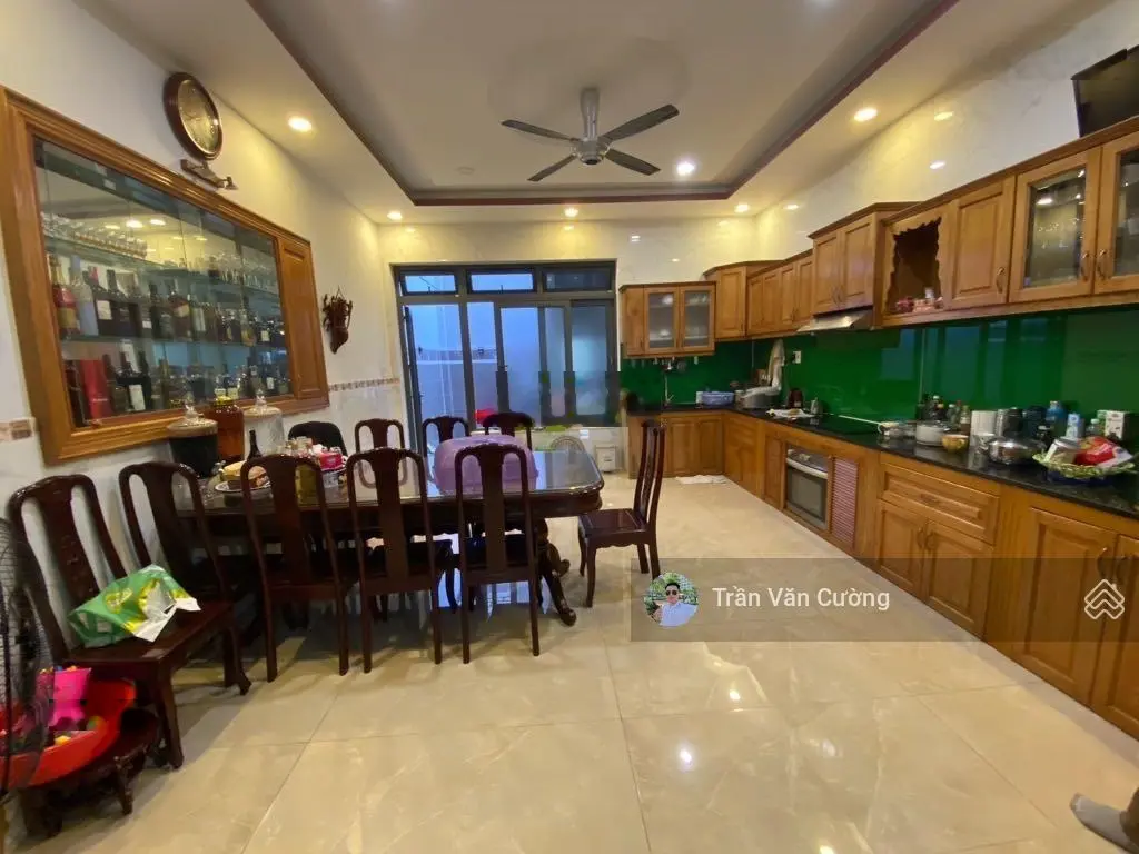 Hàng rất hiếm gấp bán nhà đẹp Lê Văn Việt, trung tâm Q9, ngay Vincom Quận 9, 15tỷ