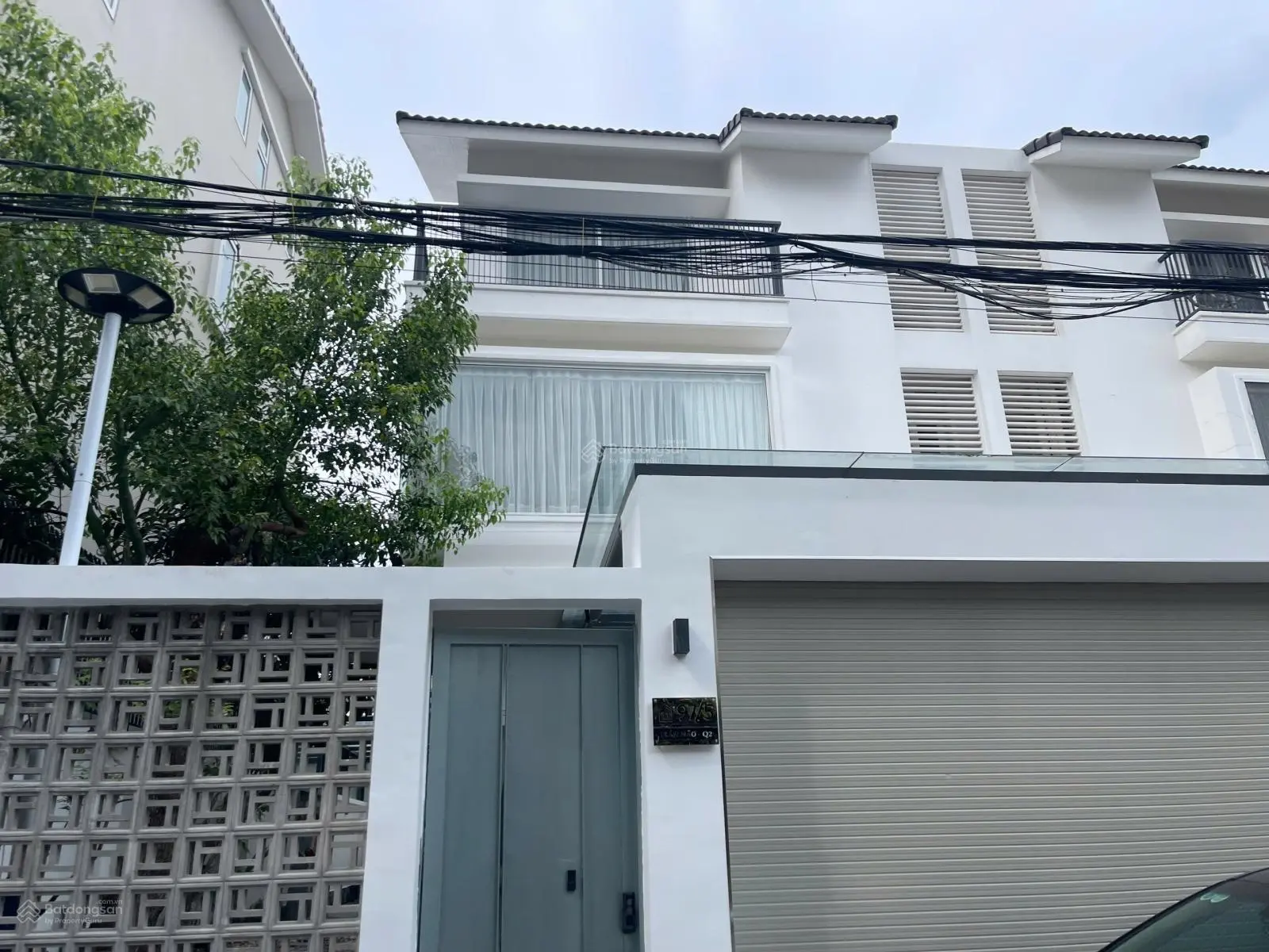 Bán biệt thự Compound Trần Não - Quận 2. DT 200m2, trệt 2 lầu, HĐT 70tr/th giá 41 tỷ