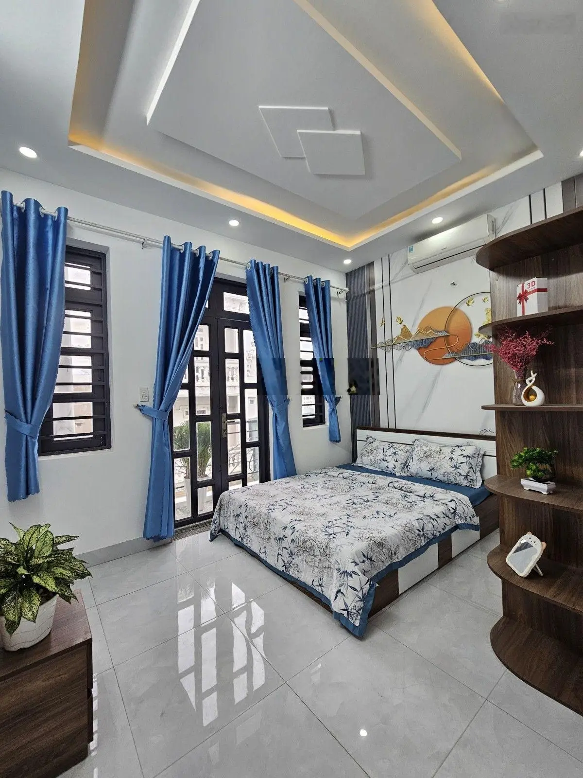 Nhà giá rẻ - 67m - 4 tầng - hẻm 7m - chủ gấp bán giảm 200t riệu còn 4.7 tỷ.ngay hiệp thành q.12