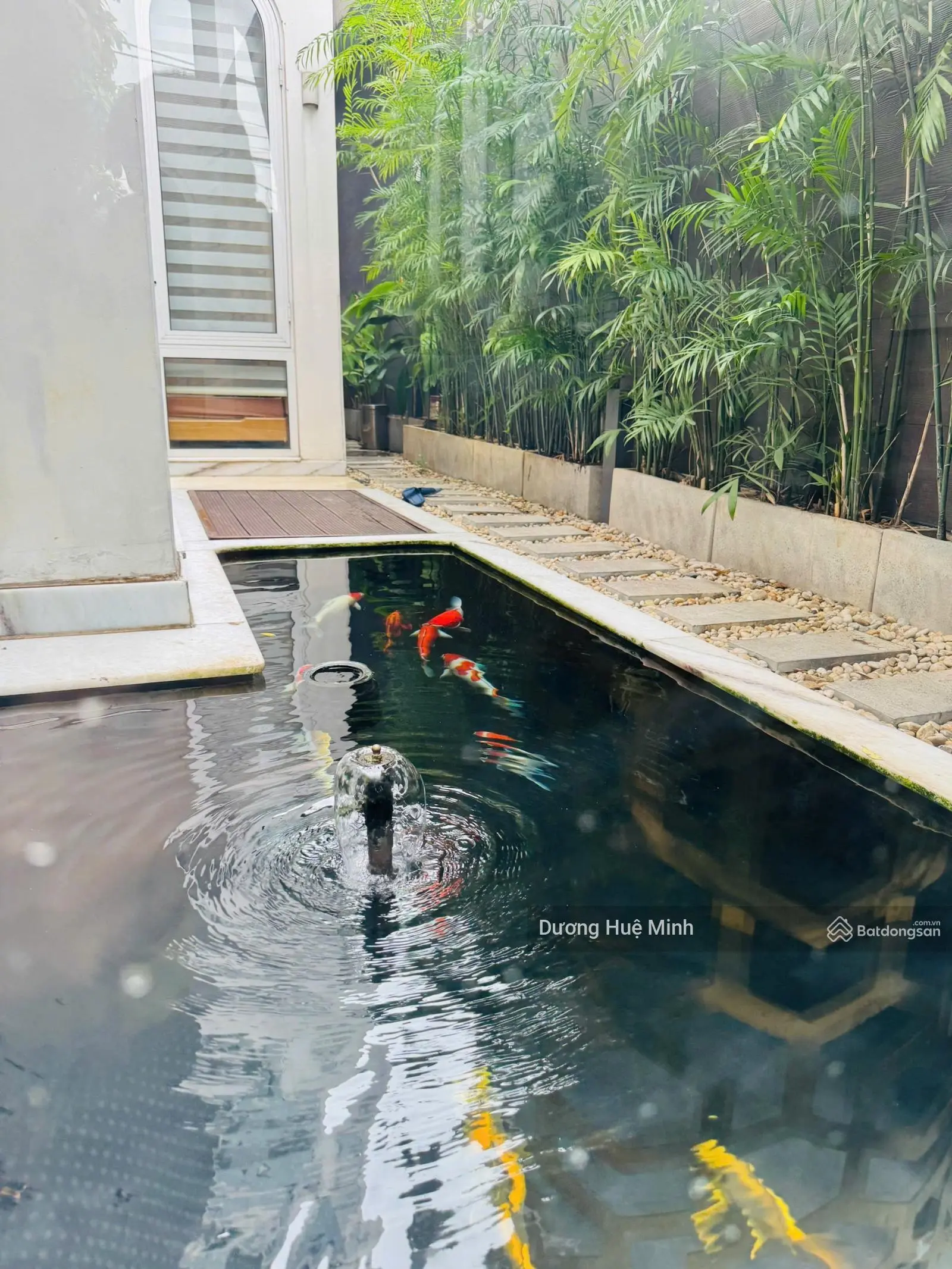 Bán biệt thự mặt tiền đường P. Linh Chiểu đối diện VinCom Thủ Đức, hoàn công đủ, nội thất cao cấp