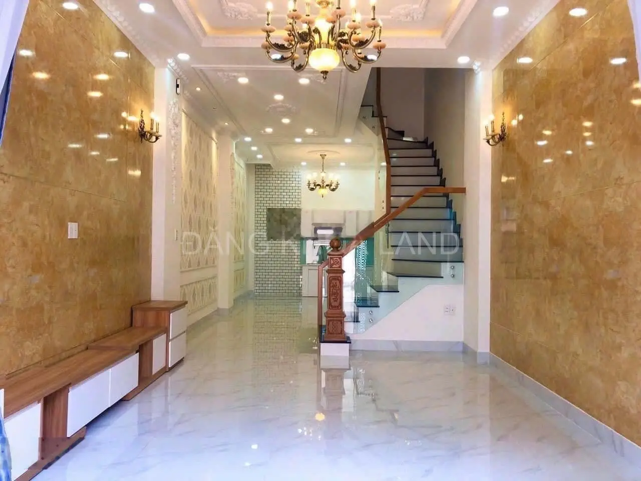 Nhà đẹp 3 tầng hẻm xe hơi 5m - đường Số 22 Linh Đông, sát Phạm Văn Đồng, thuận tiện lên trung tâm