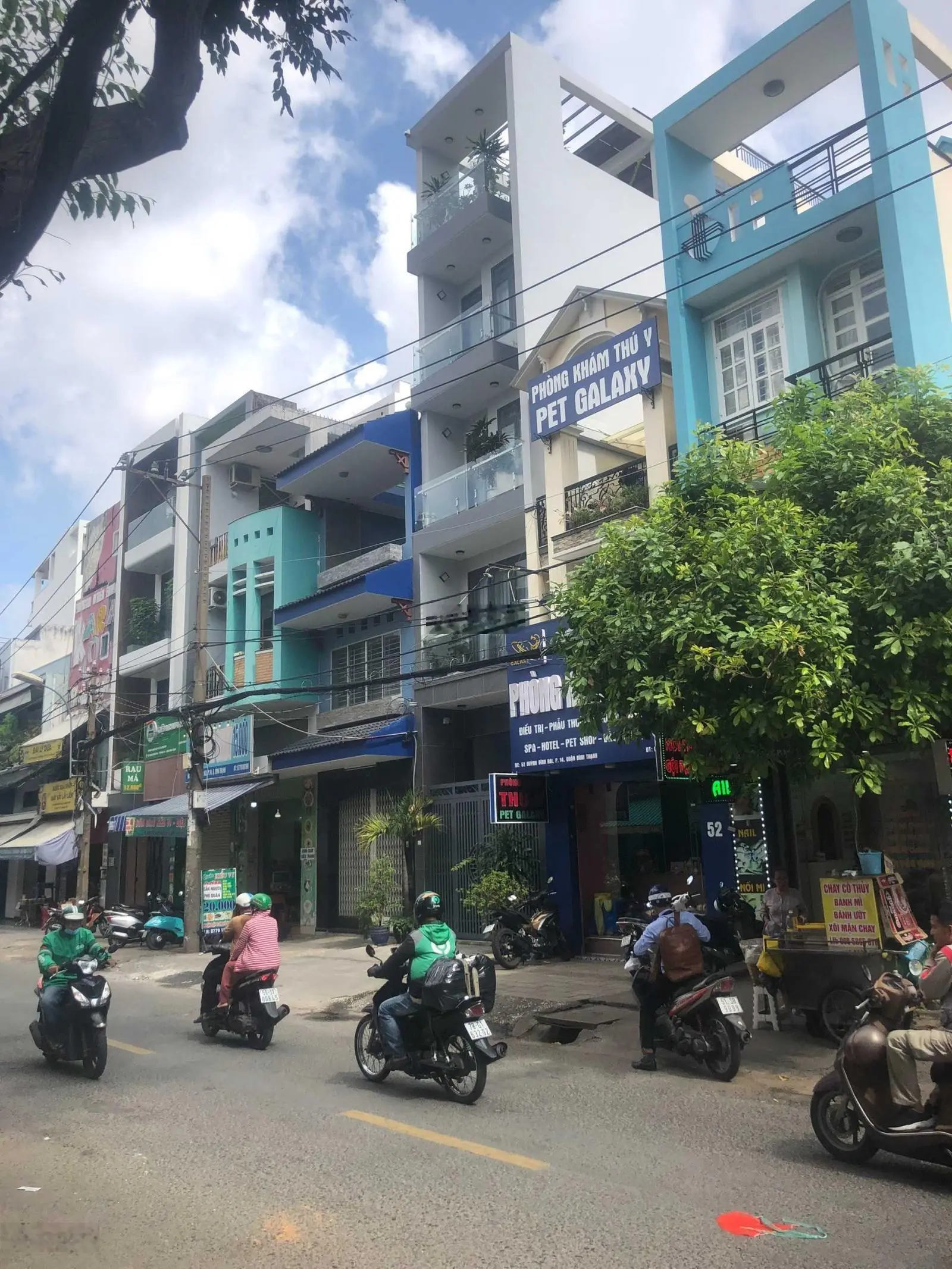 Bán nhà mặt tiền đường Huỳnh Đình Hai và Lê Quang Định - 4x21m - 3 lầu - giá 15.3 tỷ