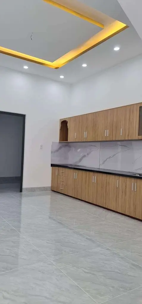 Bán nhà 3 lầu hẻm rộng 6m ô tô quay đầu