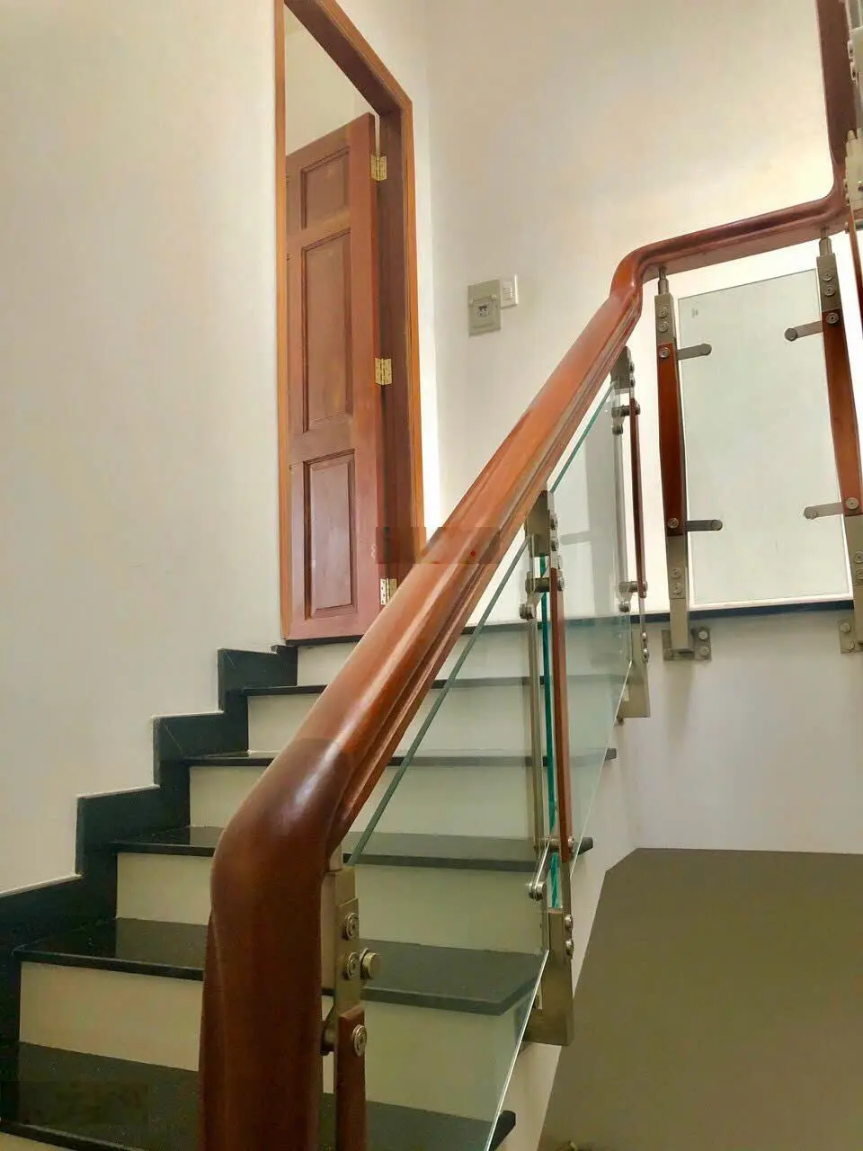 Mặt tiền Trương Văn Hải - 4 tầng lầu kiên cố