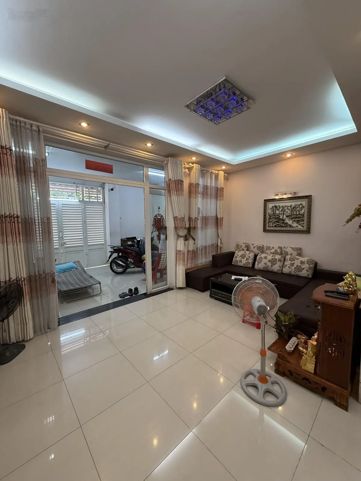 Cần Bán Nhà Đường Lê Đại Hành, Quận 11 86m², 4PN, Pháp Lý Chuẩn, Giá 20 Tỷ tl