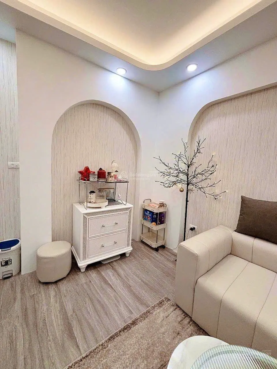 Vị trí trung tâm, Phương Canh, Vài phút ra ĐH FPT, Sân Mỹ Đình, Nhà dân xây chắc chắn 5 tầng, 3 ng