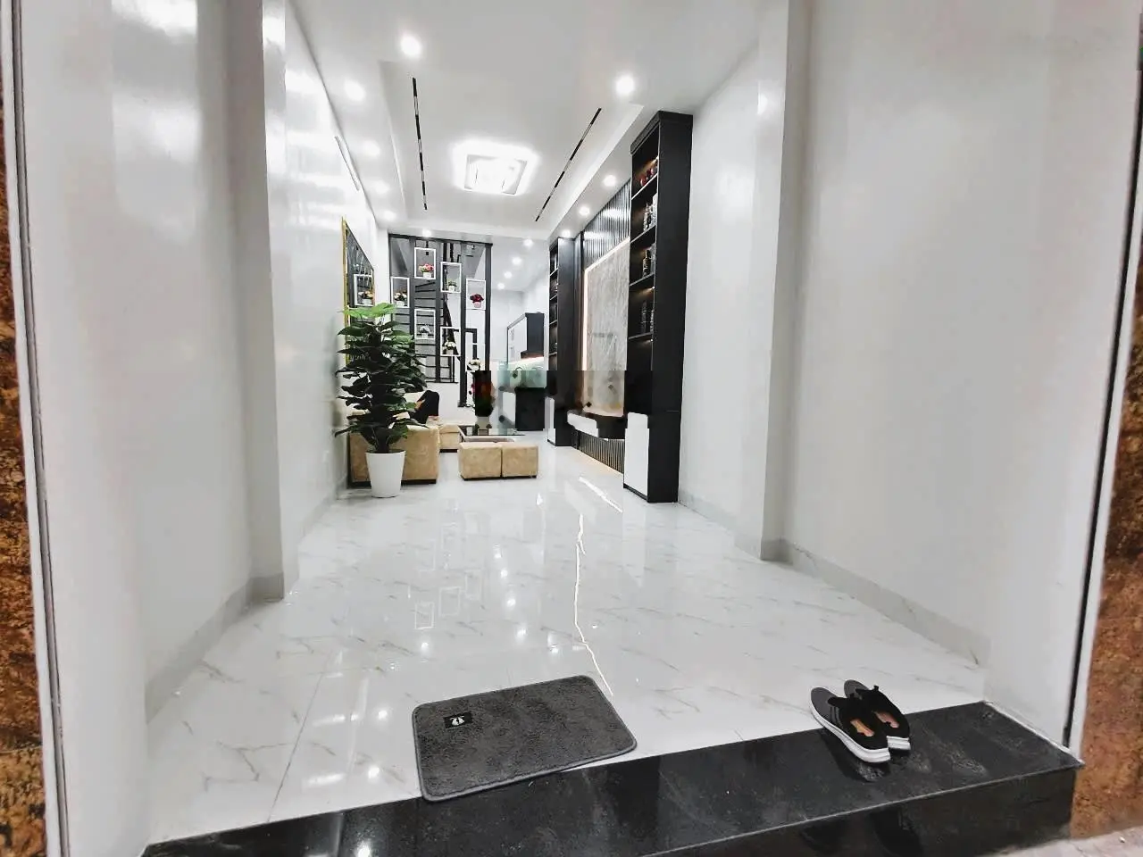6.43 tỷ - 34m2 - 5 tầng ở ngay - Thanh Nhàn - Võ Thị Sáu - full nội thất - HBT
