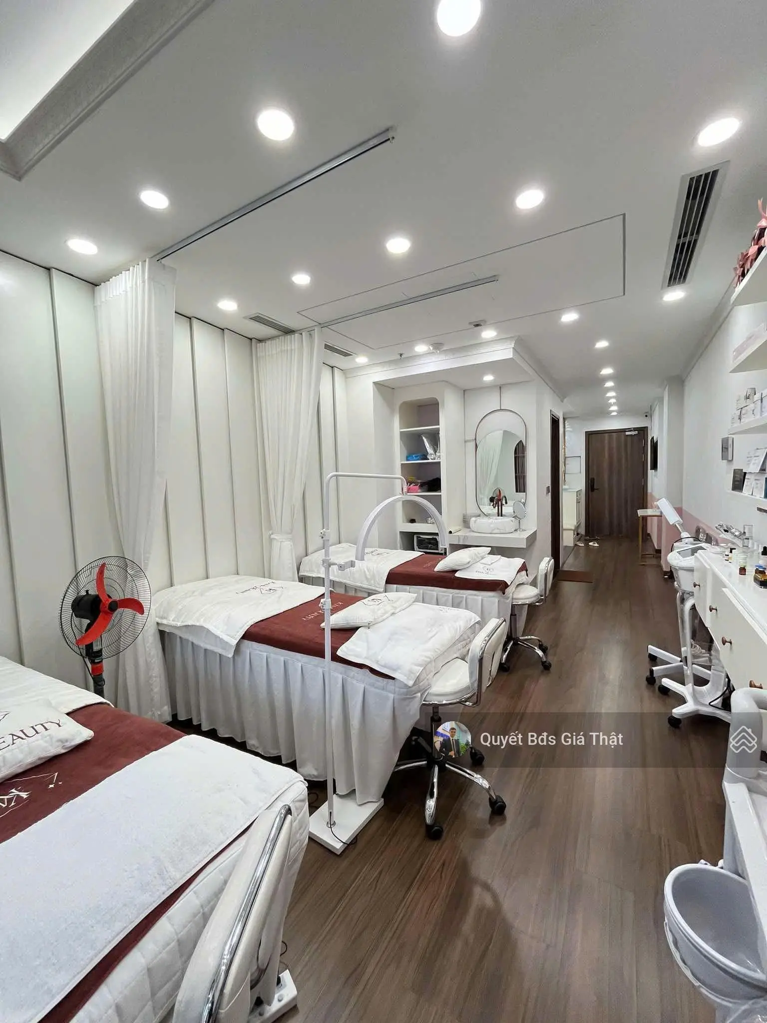 (Giá thật) chính chủ bán căn 47m2 1PN + 1WC tầng trung full NT giá 5,5 tỷ CC Green Diamond