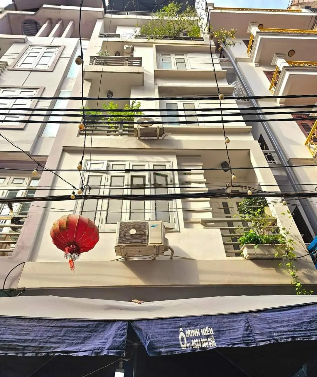 Nhà phố Trần Duy Hưng 18.5 tỷ 40m2 6 tầng thang máy. MT 3.7 mét. Nội thất đẹp, ô tô tránh
