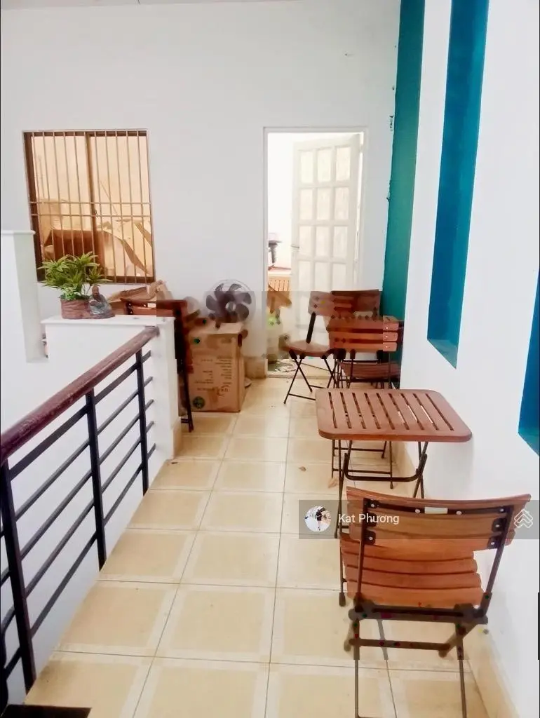 Dt gần 70m2 - 4T 5PN - 5WC hẻm xe hơi ngay hồ bơi Lam Sơn nhà hẻm 320 Trần Bình Trọng khu vip Q5