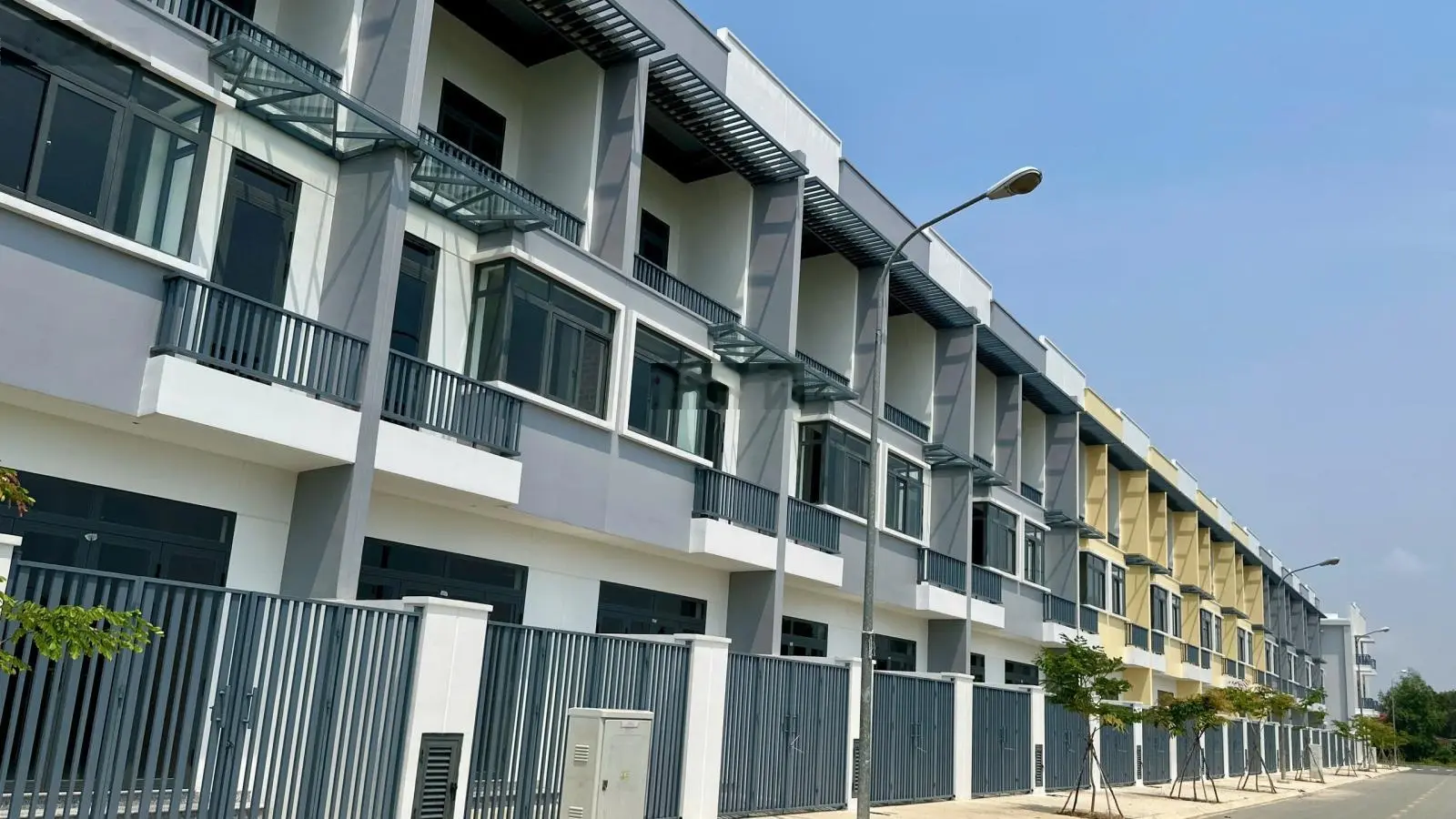 Nhà phố liền kề tại Tây Ninh - 68m2 - Giá: 1 tỷ 1, chỉ cần thanh toán 330tr là sở hữu ngay