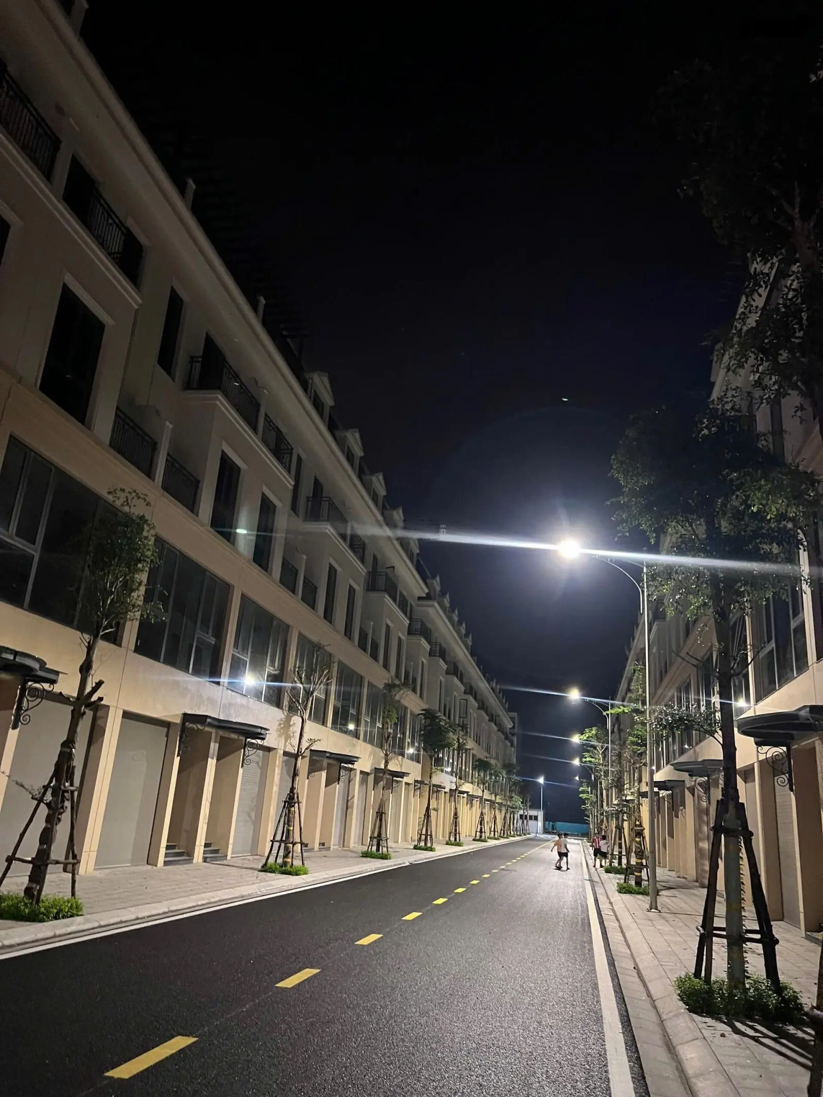 Cơ hội sở hữu liền kề Vinhomes Star City 80m2 xây 5 tầng mặt tiền 5m giá hơn 5 tỷ