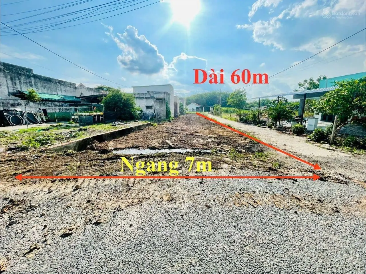 Cần bán đất góc 2 mặt tiền dt 7x60m giá 2,65 tỷ