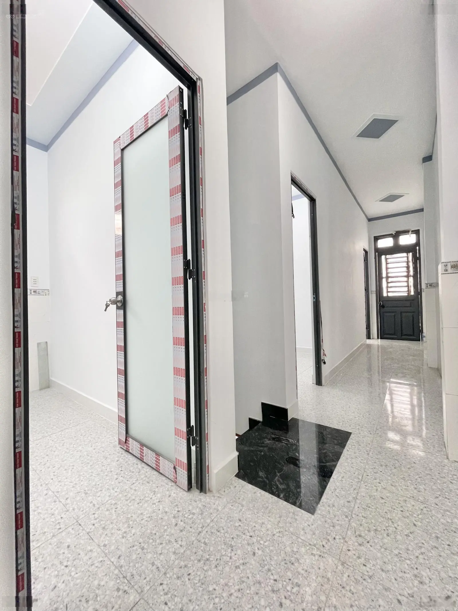 Cần bán nhà sổ chung lầu trệt hẻm thông đã có số lô số thửa chờ ra sổ gần chợ tân long
