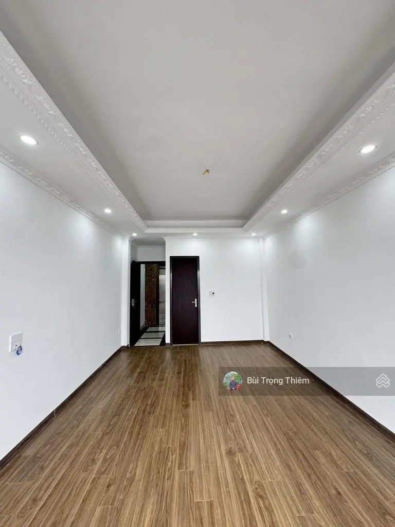 Bán nhà mới đẹp 6 tầng thang máy gara ô tô ở Bát Khối, Long Biên mặt ngõ ô tô tránh giá hạt dẻ