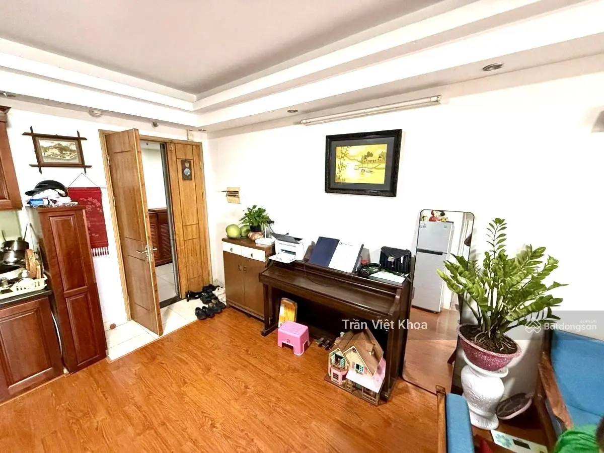 Bán căn hộ chung cư 197 Trần Phú - Hà Đông, 72m2, full nội thất - Có lốt xe ô tô - Giá chỉ 4.2 tỷ