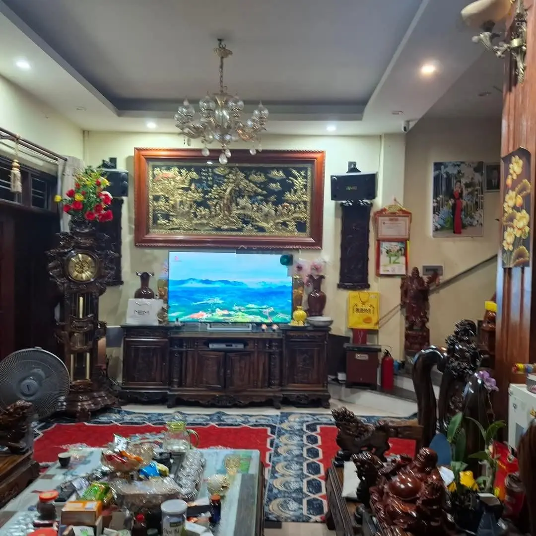 Bán liền kề cạnh bv phương đông, cổ nhuế 2. 90 m2, 5 t, lô góc, kinh doamh sầm uất. giá 24 tỷ