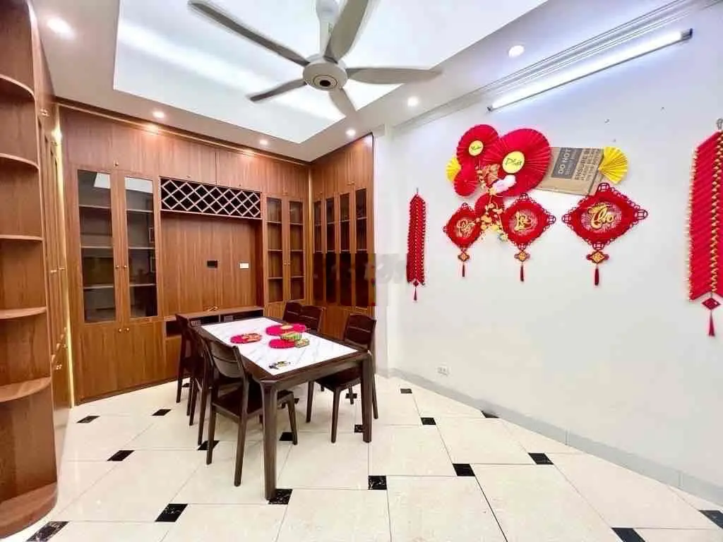 Bán nhà Hoàng Mai - 47m2 - 3PN full đồ - Ngõ thoáng. Giá: 5,45 tỷ