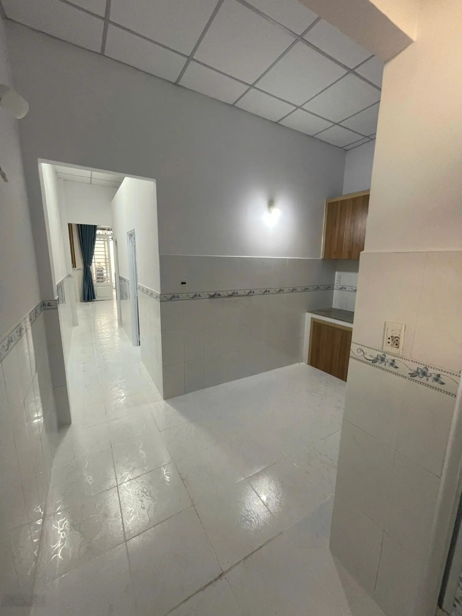 Bán nhà riêng tại thị trấn Hóc Môn, 60m2 (4mx15m), 570tr, sang tên trước lễ 30/4 thương lượng mạnh