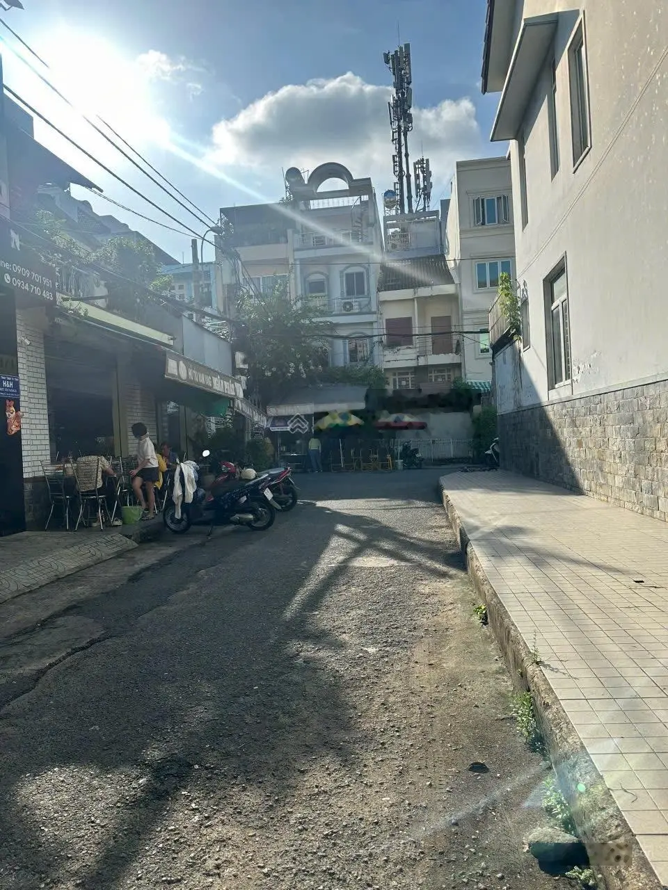 Cơ hội sở hữu nhà trung tâm q11 - hẻm ô tô - giá tốt nhất thị trường