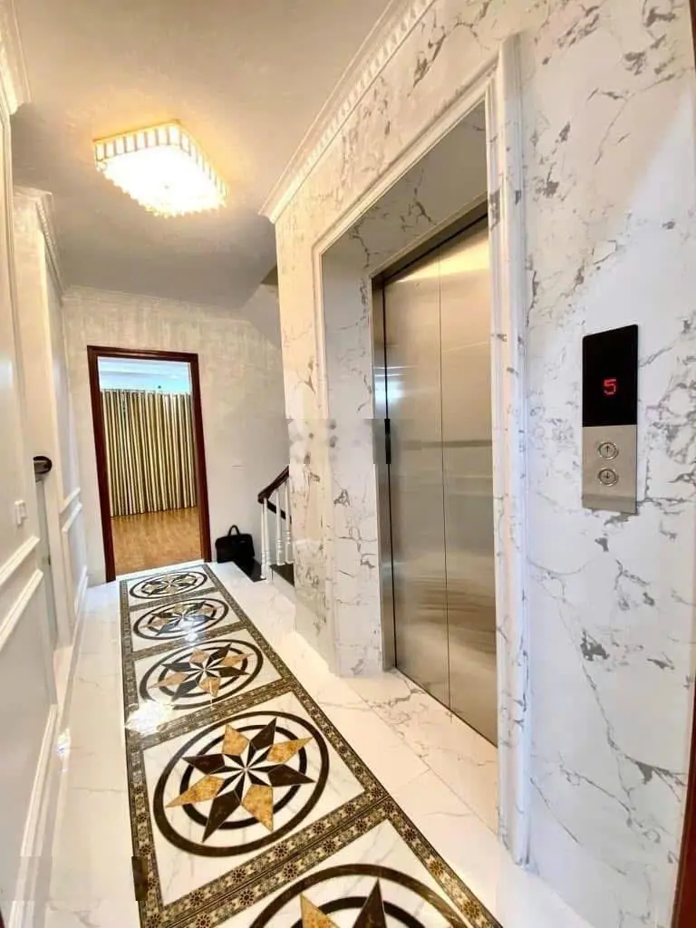 Chị Ngọc vừa nhờ #bánnhà trung tâm #HaiBàTrưng, #Thangmáy, xây 6T, Mới, Hiếm, 37m2, 7.4 tỉ