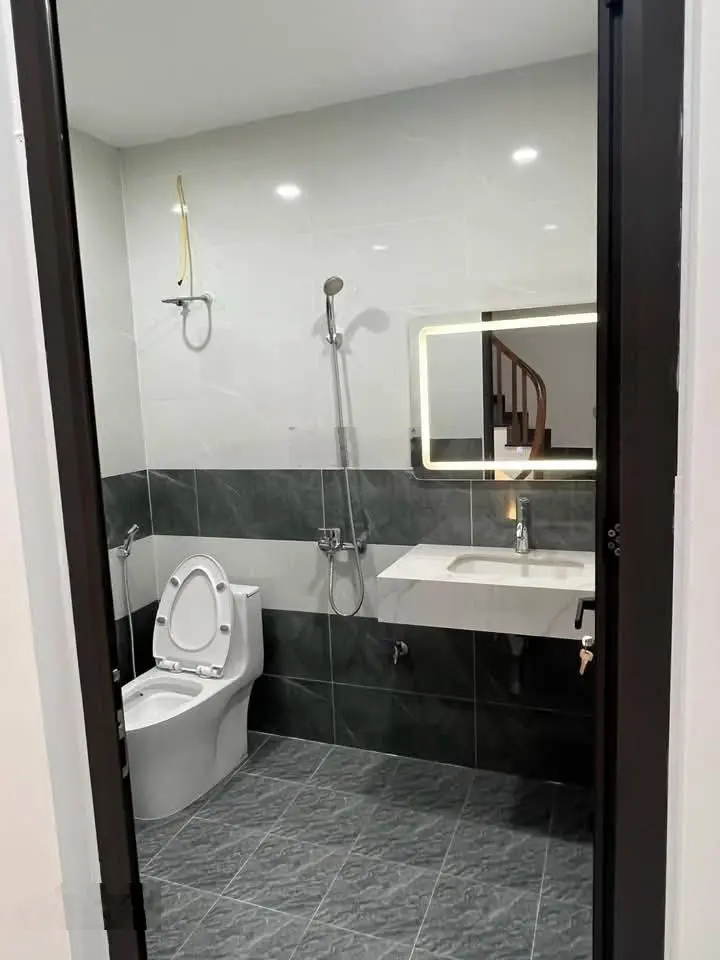Giá cực tốt! phân lô KV Thái Thịnh, gara ô tô, 2 thoáng, cực gần phố, 50m*6 phòng ngủ chỉ 14,3 tỷ