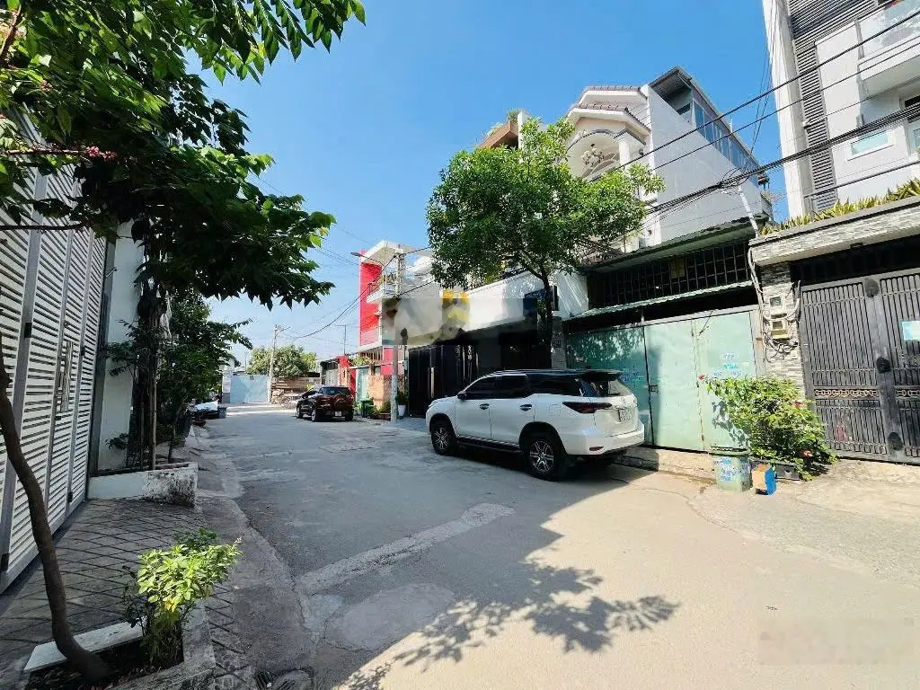 Nhà 3 lầu xe hơi chạy vi vu Linh Đông - TP. Thủ Đức - khu văn minh thích hợp an cư