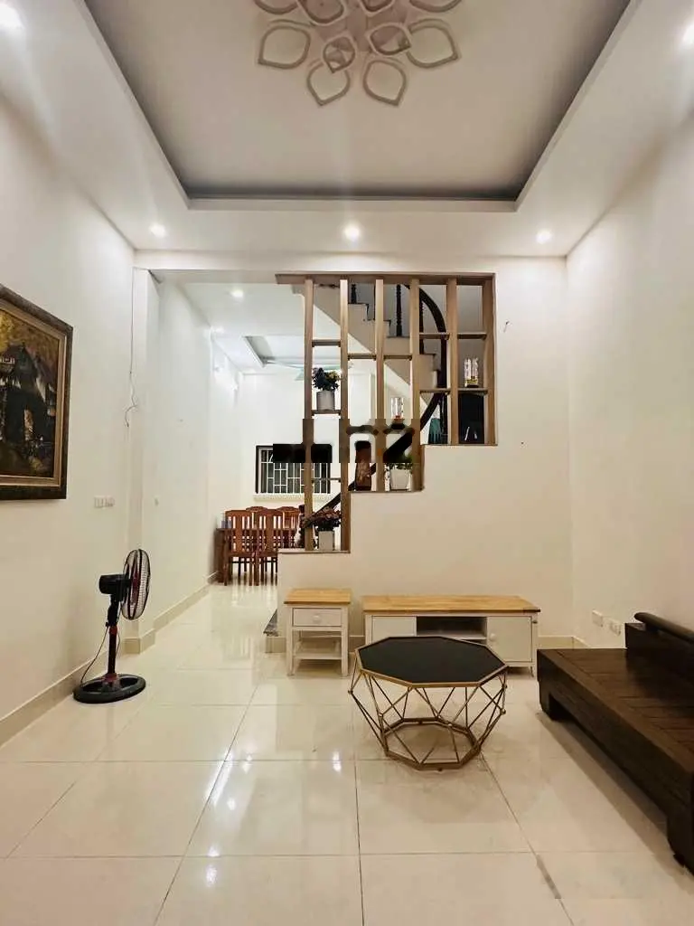 Bán nhà Mỹ Đình, nhà 4T, 41m2, 7.6 tỷ, ngõ siêu rộng 2.5m, thoáng 2 đầu. (NT-MD03)