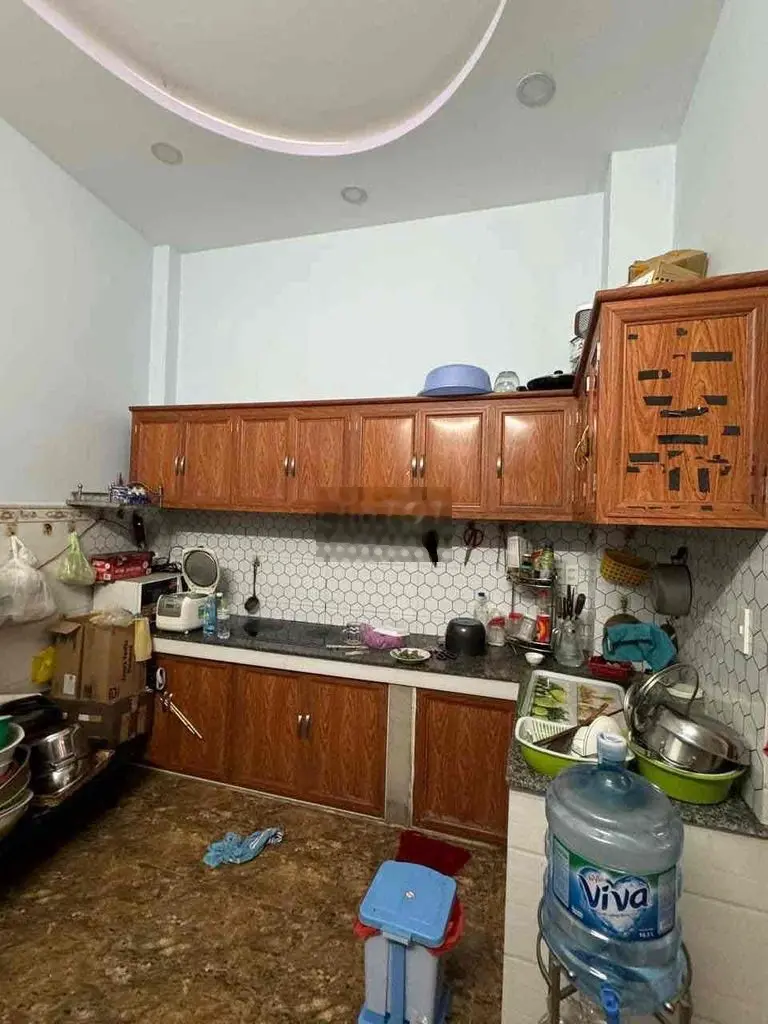 Bán Nhà 3 Tẩng , Giá ; 4,680 tỷ , Quận Tân Phú .