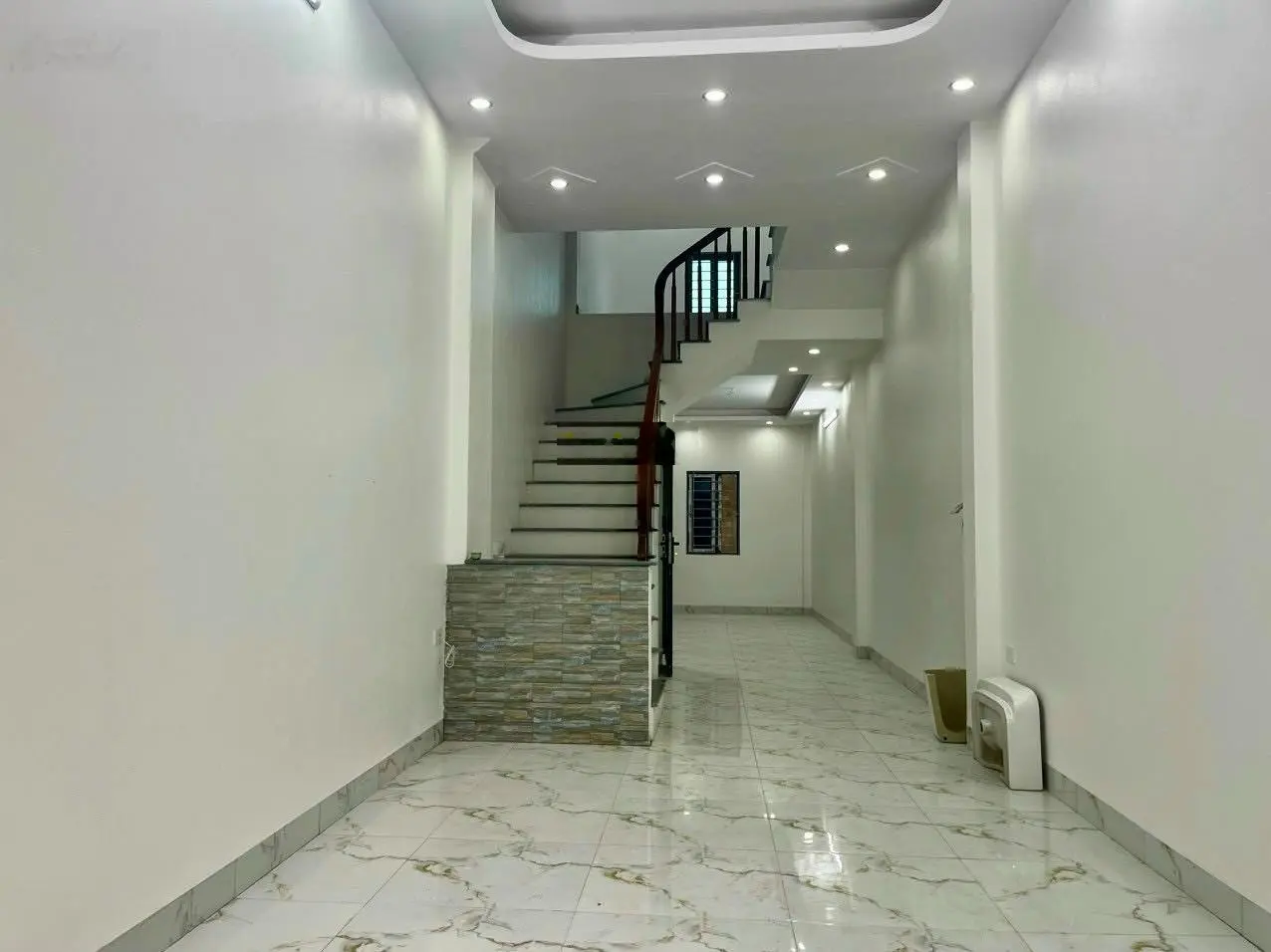 Nhà xây độc lập phố Xốm, Đại học Đại Nam SD 36m2x4T, 4PN giá 5.2 tỷ CTL LH 0978939931