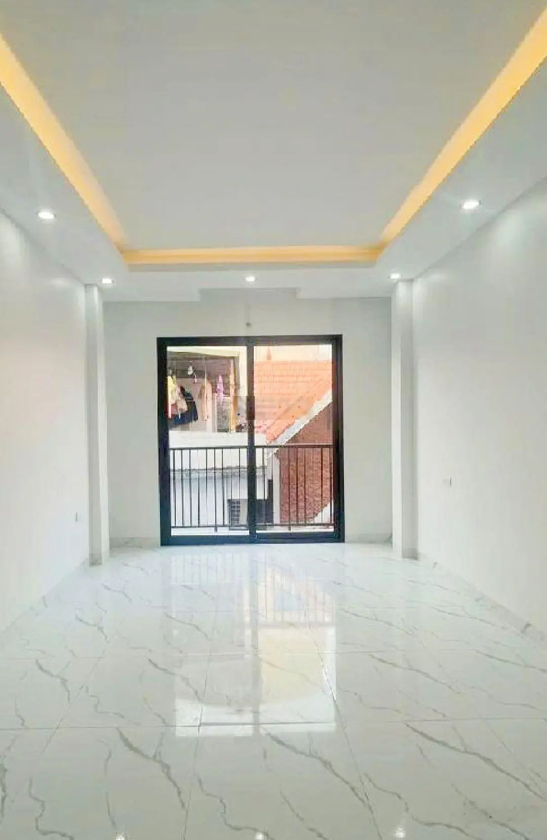 Bán nhà đẹp phú diễn, dân xây chắc chắn, ô tô đỗ cửa, nhỉnh 6tỷ