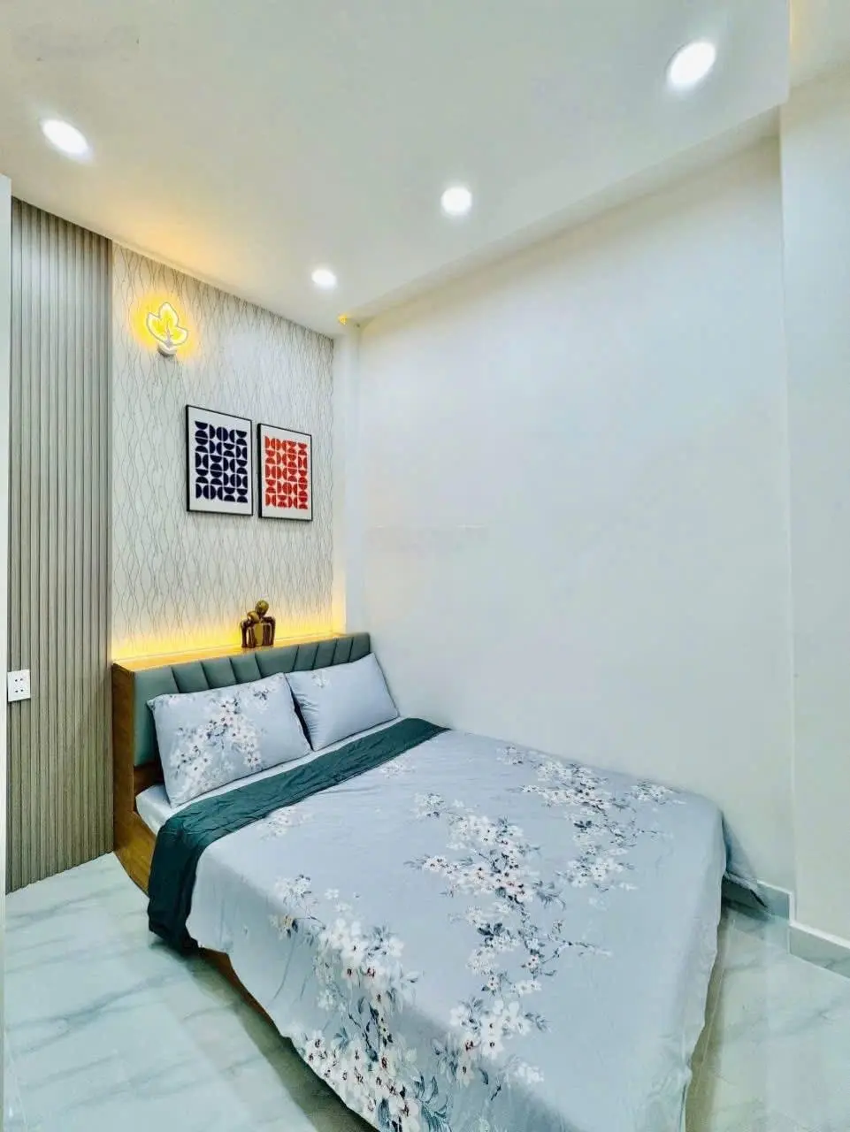 Bán gấp nhà riêng mặt tiền quận 5 cho thuê 30triệu/tháng