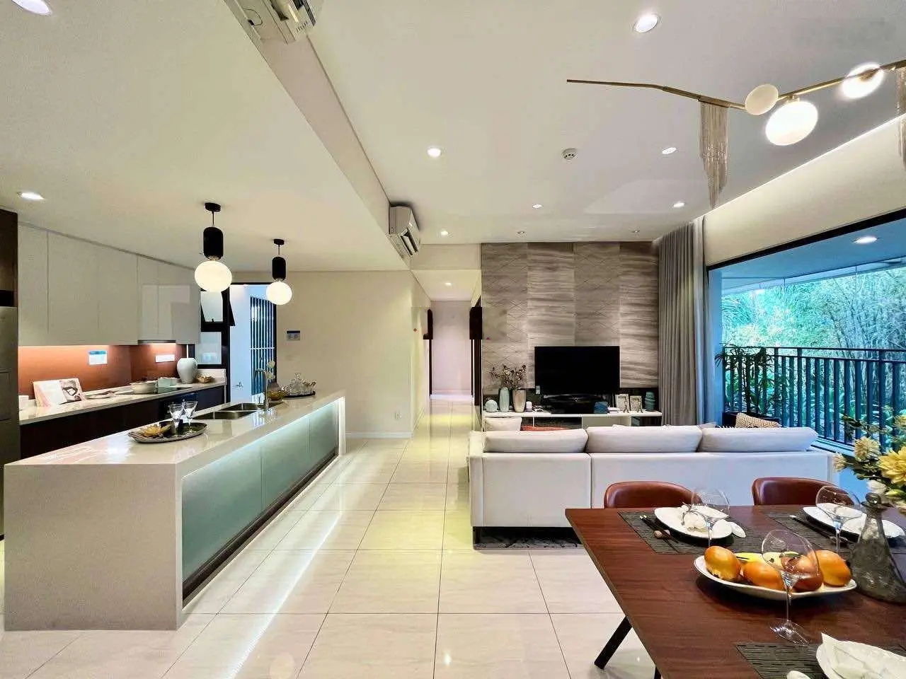 Cần bán căn 2 phòng ngủ tầng cao đẹp nhất dự án tháp T9 giá chỉ 6 tỷ 4 bao thuế phí và lãi tri ân