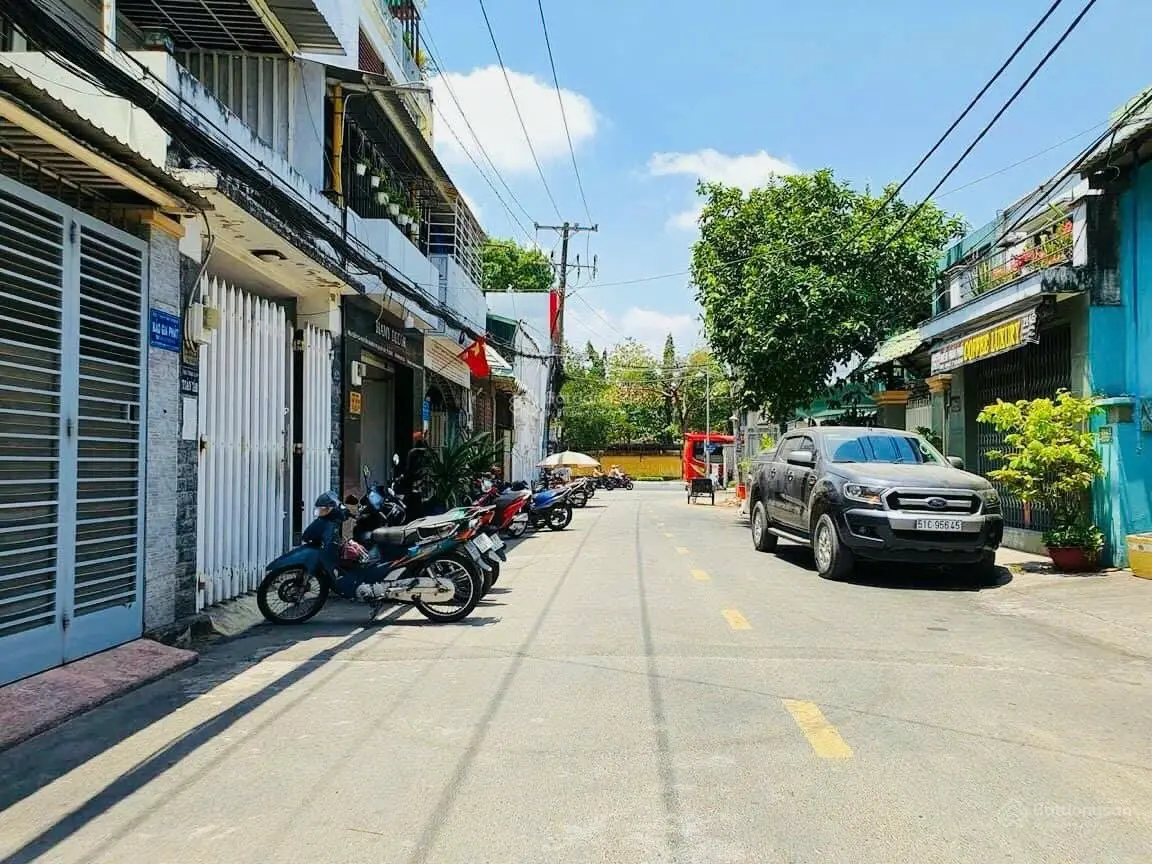 Bán nhà HXT 8m Nguyễn Oanh, P17 - Khu Cư Xá Lam Sơn + 4 Tầng ngang 6m & giá 8,8 tỷ TL