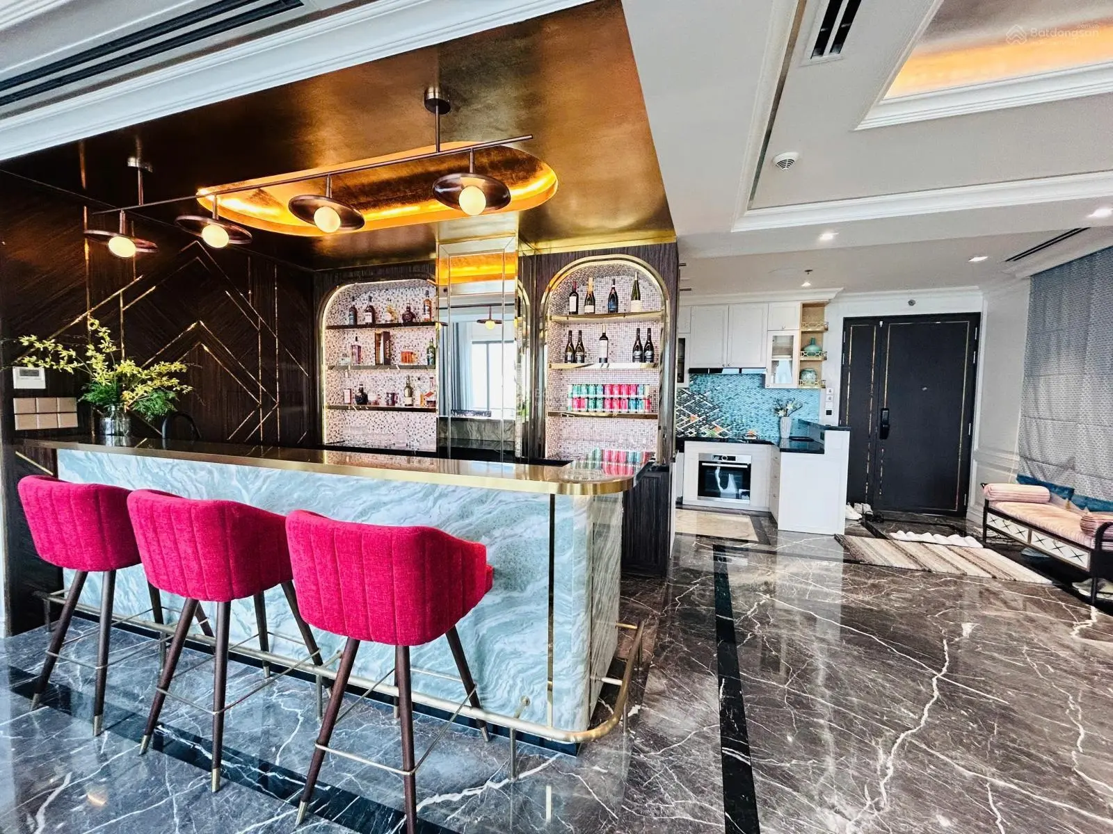 Bán penthouse nội thất sang trọng view sông q2 thảo điền. liên hệ 0902 835 ***