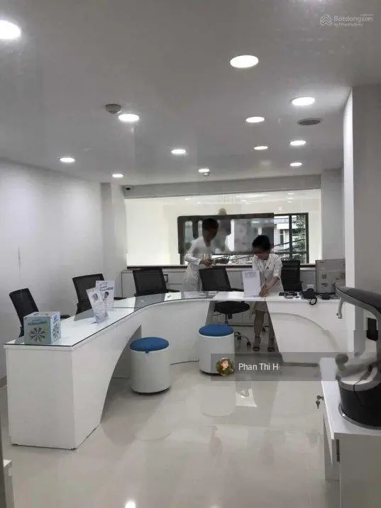 Siêu giữ tiền - Không có căn thứ 2, Nhà Hẻm VIP 436 Đường 3/2 Quận 10 , 11mx19m, 4 lầu !