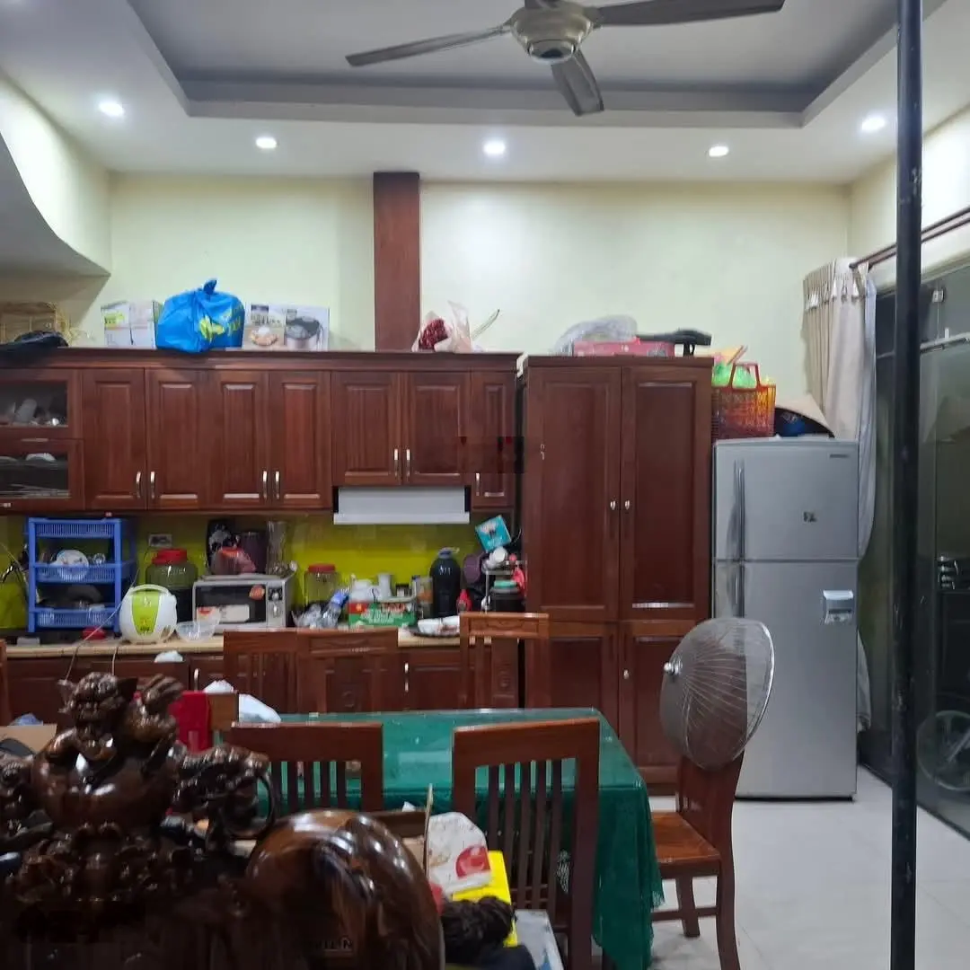 Bán liền kề cạnh bv phương đông, cổ nhuế 2. 90 m2, 5 t, lô góc, kinh doamh sầm uất. giá 24 tỷ