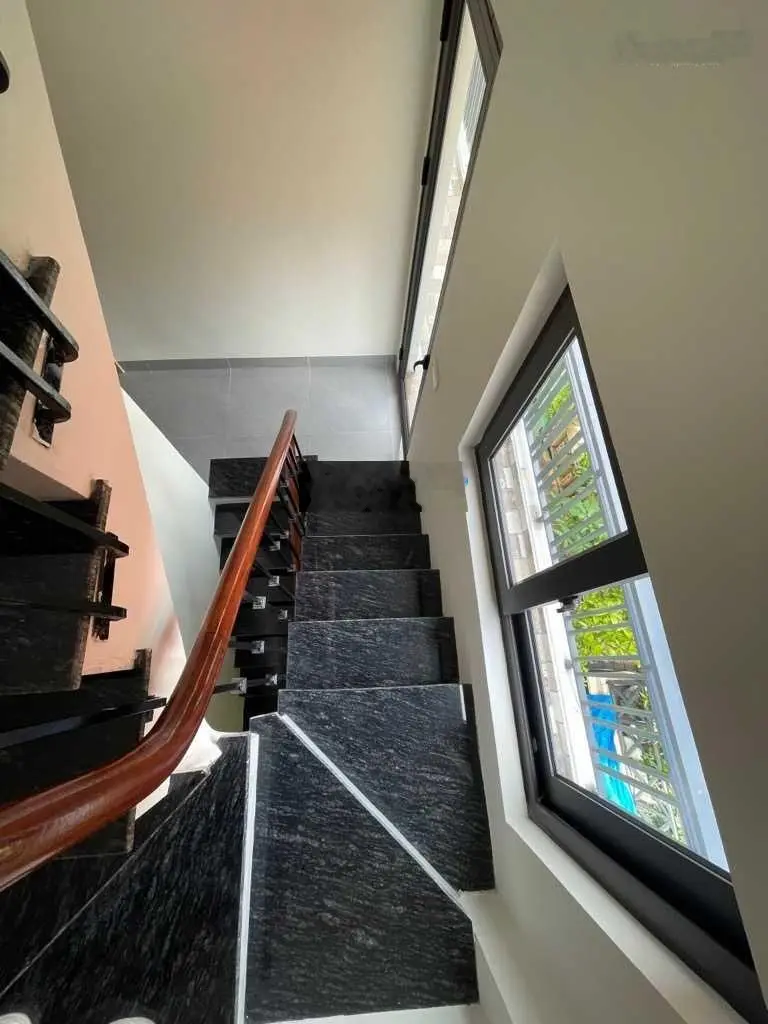Bán gấp nhà Liễu Giai - Văn Cao 31m/39m2 x7 tầng thang máy lô góc 2 mặt thg ôtô 9.7 tỷ 0394 743 ***