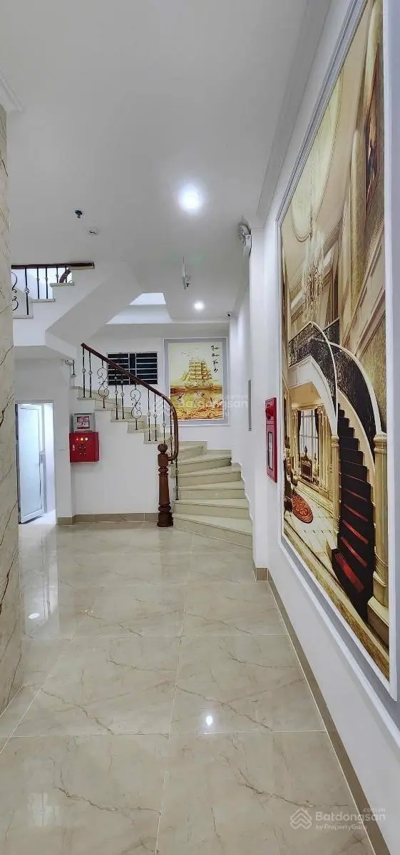 Vị trí tuyệt đẹp! Bán nhà mặt ngõ 214 to như phố Nguyễn Xiển, 46m2, giá 16,9 tỷ, kinh doanh sầm uất