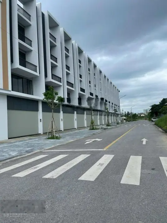 Chính chủ cần bán lô 3,4,5 ALK64 mặt đường Trường Chinh, giá rẻ nhất khu Big C