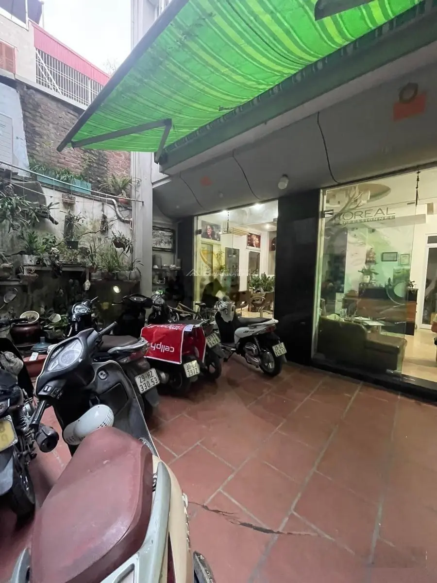 Bán nhà phố Trần Khát Chân, Hai Bà Trưng, gần phố, ở ngay, tiện kinh doanh 4 tầng 101m2 giá 16.5 tỷ