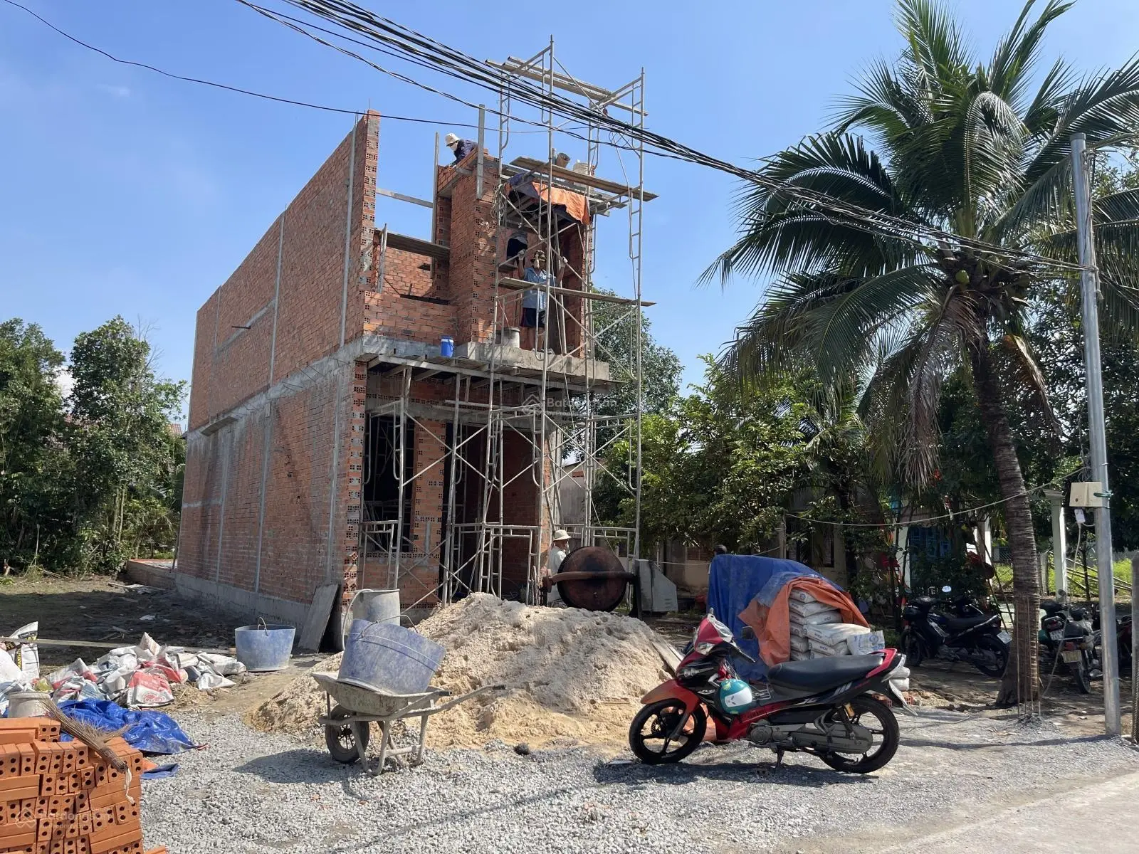 Nhà ở khu đẹp chợ Tương Bình Hiệp