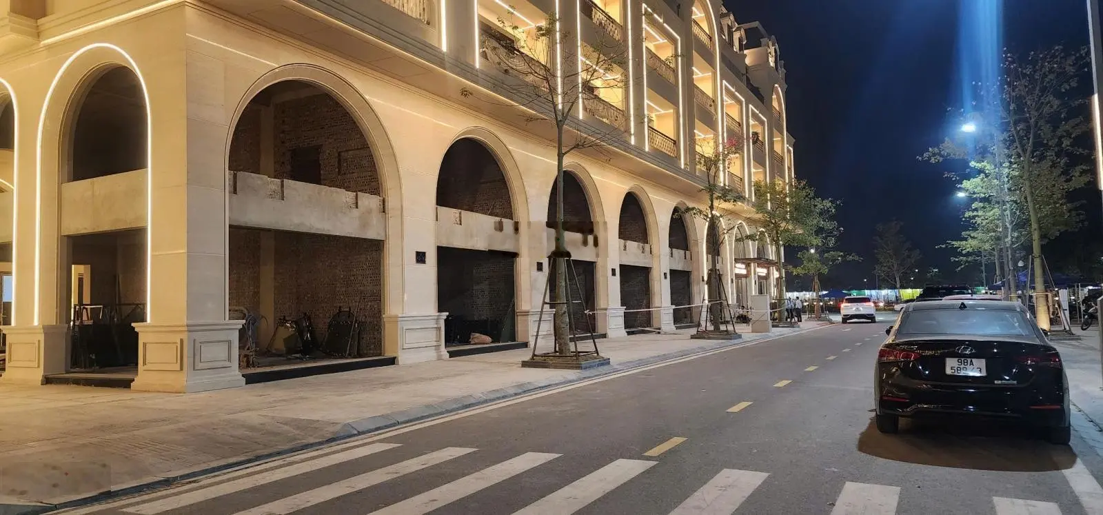Bán shophouse Royal Mansion, Hùng Vương, Tân Tiến, Bắc Giang, giá tốt, 12,3 tỷ, 84m2