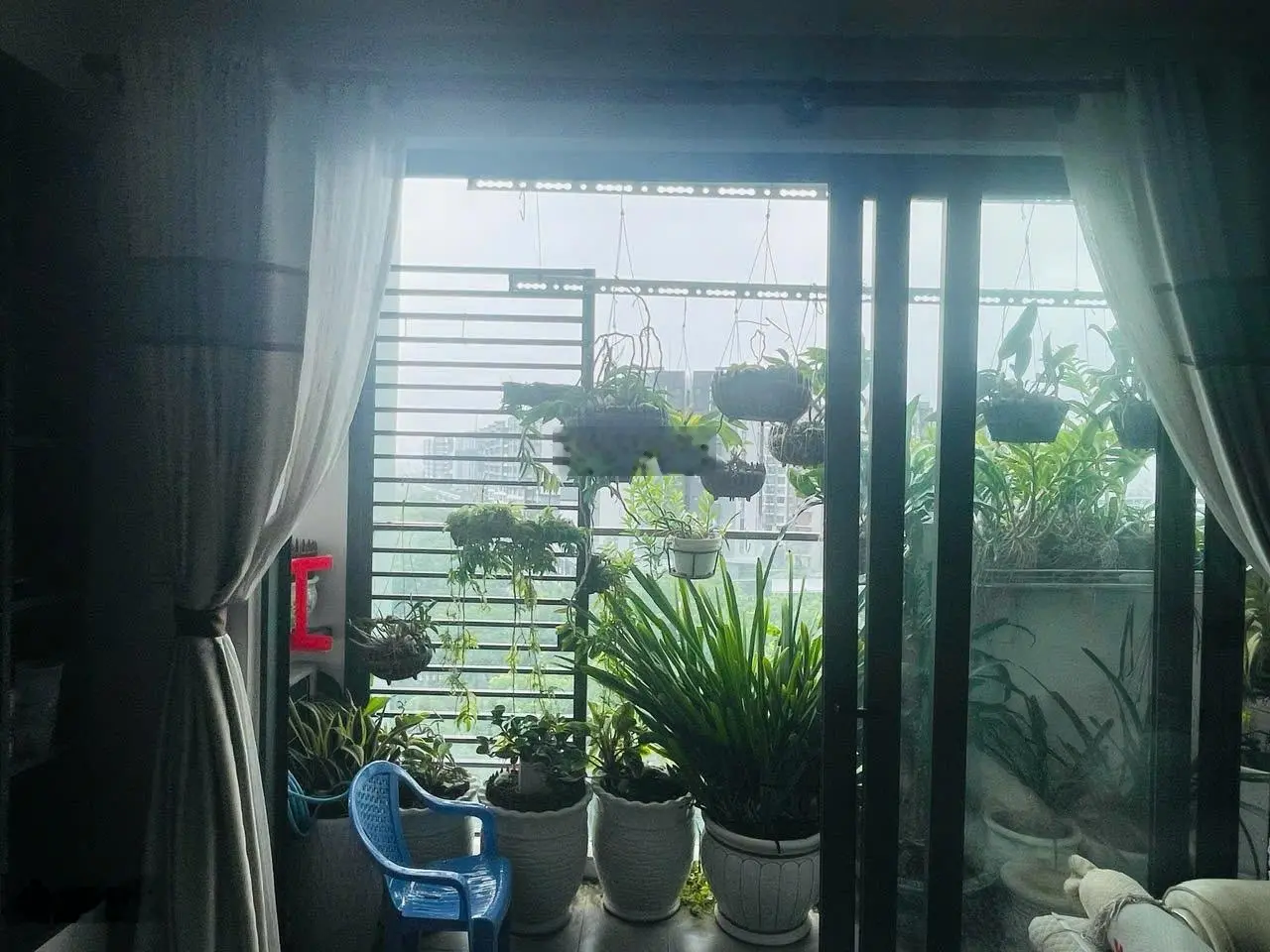 Cần bán căn hộ 112m2, 3pn căn góc, view đại lộ cực đẹp