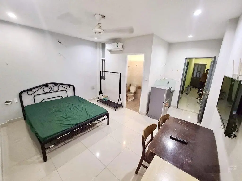 CHDV Phú Nhuận gần sân bay 80m2 7 tầng có hầm HXH 66 triệu/tháng - chỉ 16,1x tỷ