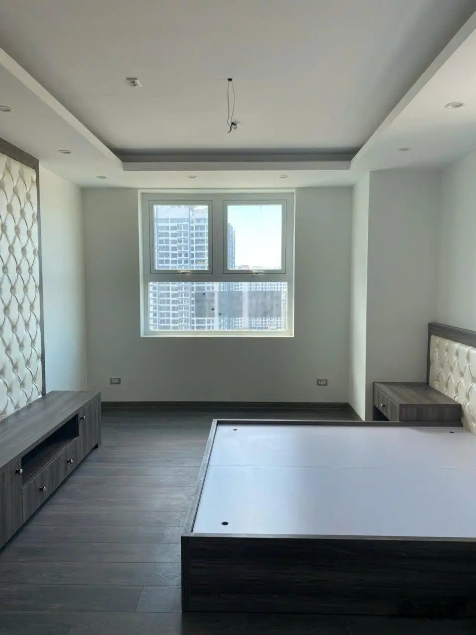 Gia đình tôi không có nhu cầu sử dụng đến cần bán gấp căn duplex 270m thiết kế 4 phòng ngủ rộng rãi