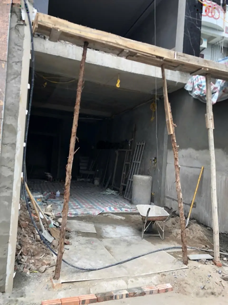 Bán nhà riêng 9,8 tỷ, 50m2, 4PN, 6WC, view đẹp tại ngõ 264 Ngọc Thụy, Long Biên, Hà Nội