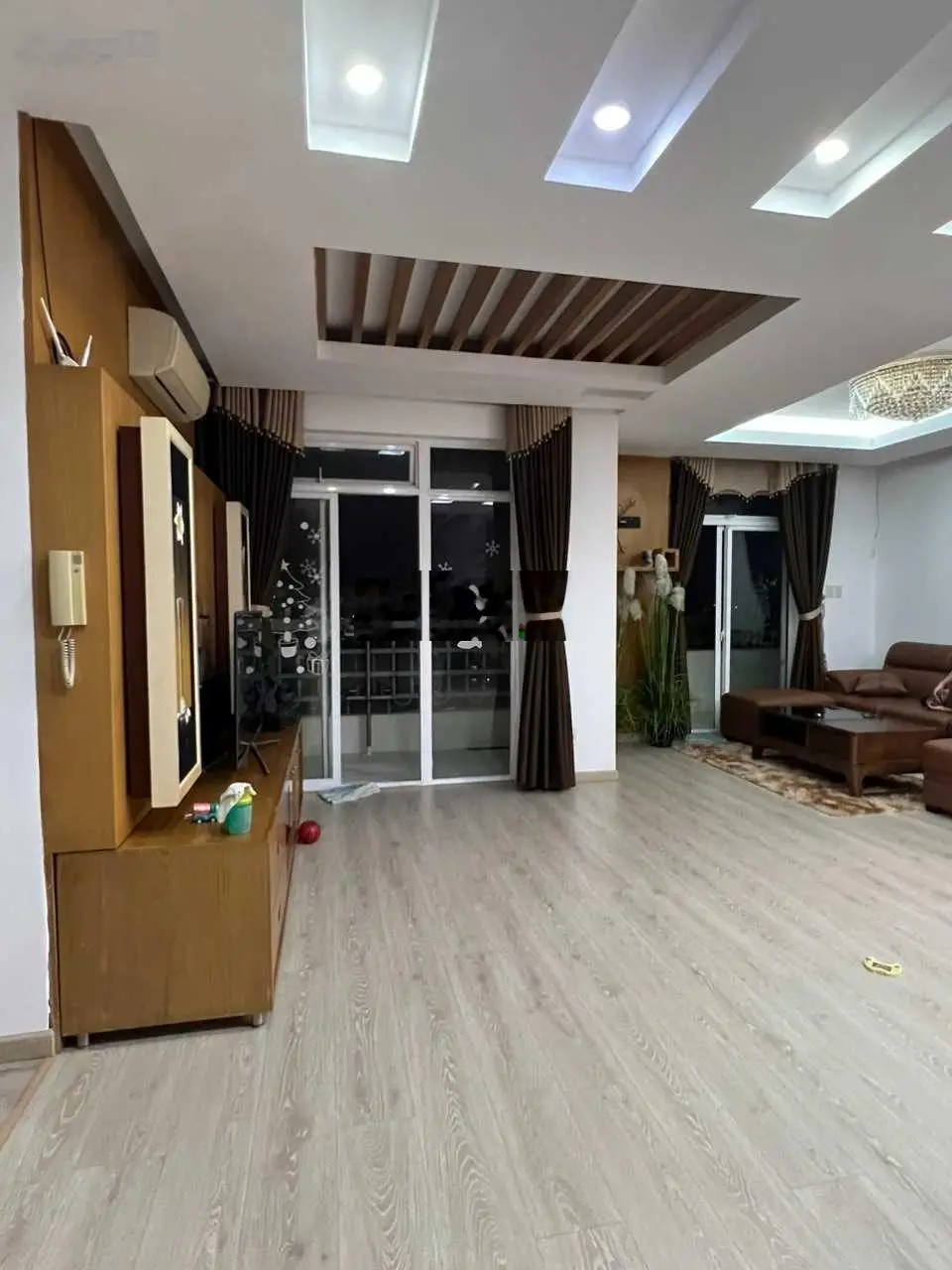 Chính chủ cần bán căn hộ Penthouse Hoàng Tháp Plaza, 9A khu Trung Sơn