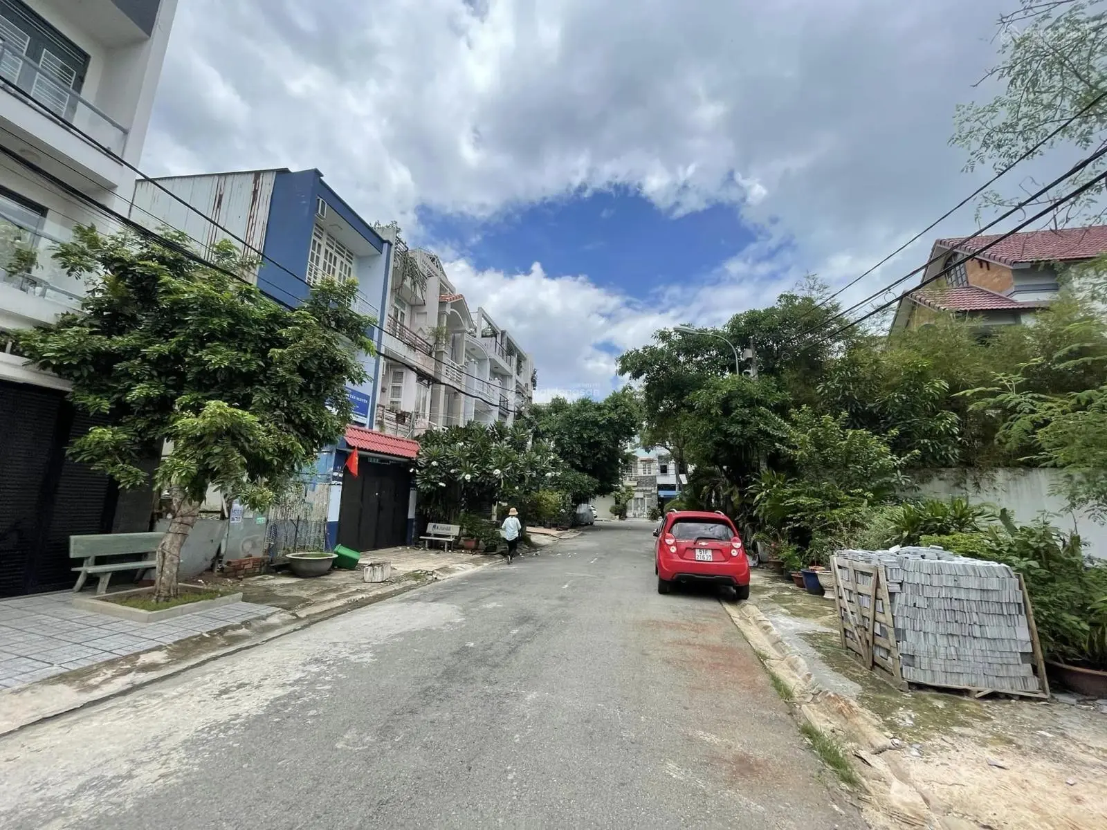 Xuất cảnh bán gấp biệt thự MT khu Tên Lửa, 270m2, có hồ bơi, NT 5 sao, 25.8 tỷ. 0914 994 *** Hậu